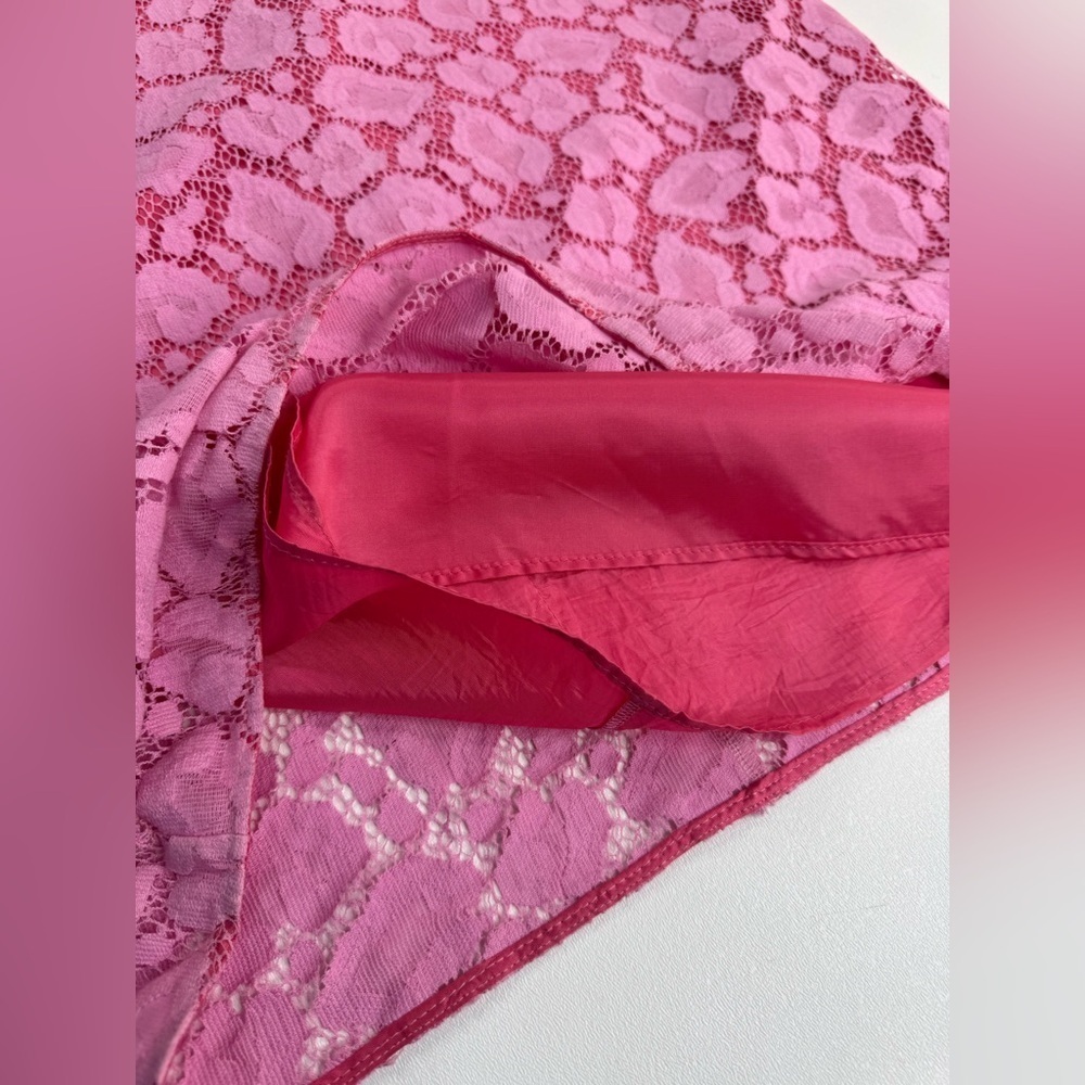 Moschino Y2K Cheap & Chic Barbie Pink Crochet Lace Lined Shift Dress Size 4 - Picture 8 of 12